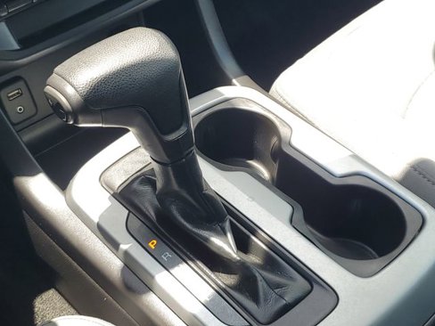Used 2018 Chevrolet Colorado LT image 32