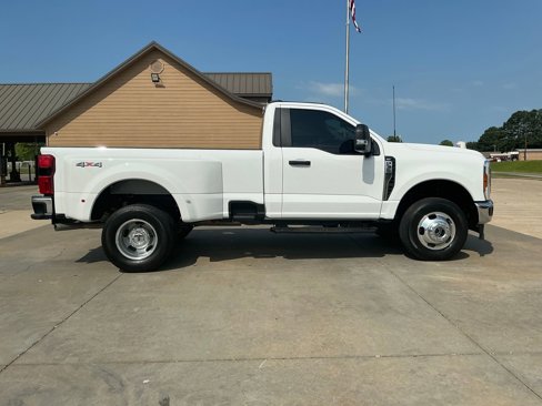 Used 2024 Ford F350 XLT w/ 360-Degree Camera Package image 6