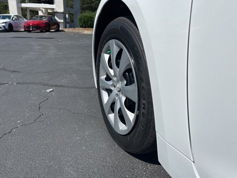 Used 2023 Toyota Corolla LE image 9