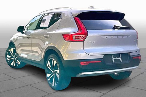 Used 2024 Volvo XC40 B5 Plus w/ Protection Package Premier image 11