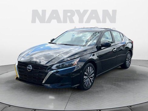Used 2023 Nissan Altima 2.5 SV image 4