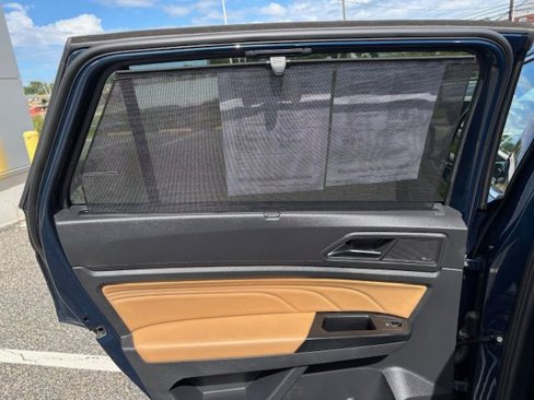 Used 2021 Volkswagen Atlas Cross Sport SEL Premium image 26