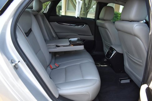 Used 2017 Cadillac XTS Luxury image 41