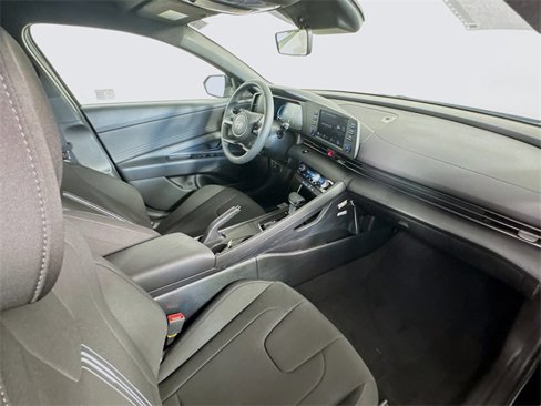 New 2025 Hyundai Elantra Sport image 22