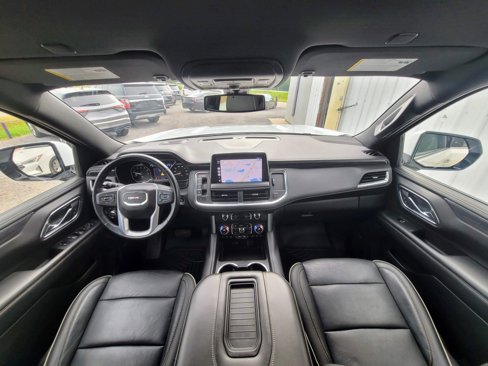 Used 2021 GMC Yukon XL SLT image 10