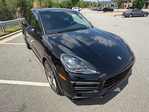 Used 2022 Porsche Cayenne GTS image 12