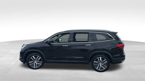 Used 2017 Honda Pilot Elite image 4