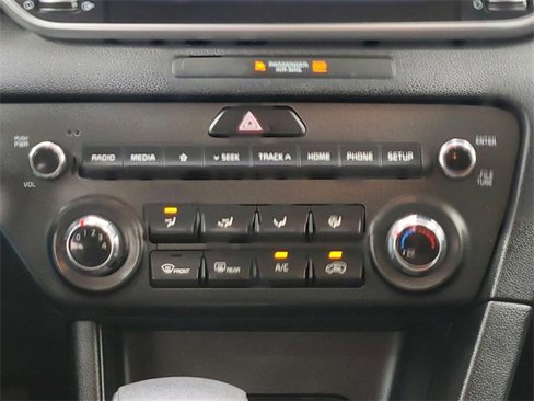 Used 2020 Kia Sportage LX image 25