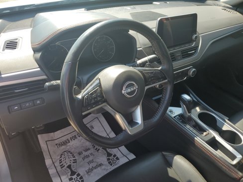 Used 2023 Nissan Altima 2.5 SR image 16