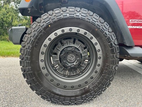 Used 2013 Jeep Wrangler Sport image 9