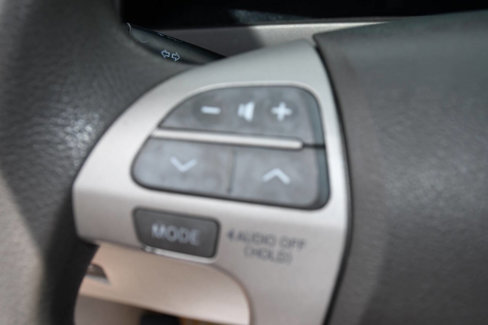 Used 2011 Toyota Camry LE image 27