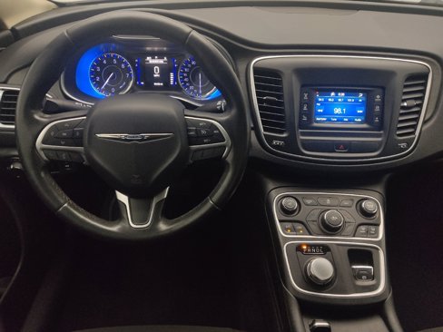 Used 2015 Chrysler 200 Limited w/ Convenience Group image 22