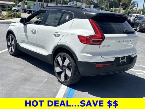 New 2024 Volvo XC40 Recharge Plus w/ Protection Package Premier image 11