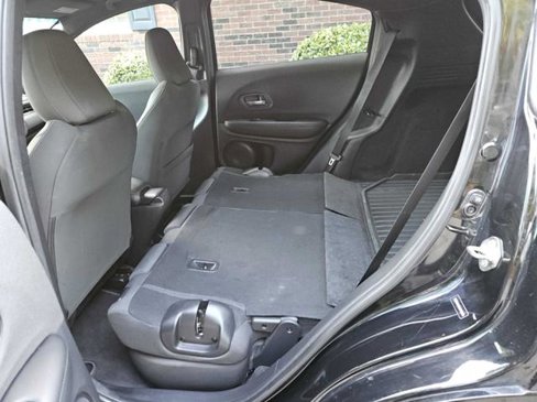 Used 2019 Honda HR-V Sport image 21