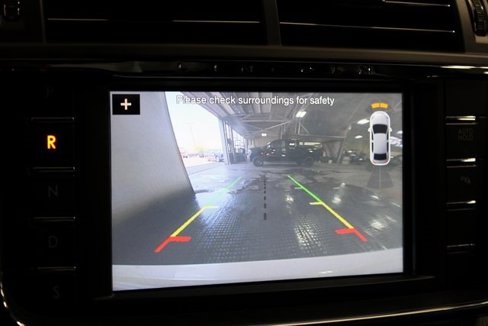 Used 2018 Lincoln Continental Premiere image 14