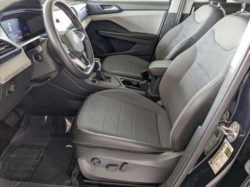 Used 2022 Volkswagen Taos SE w/ Driver Assistance Package image 14