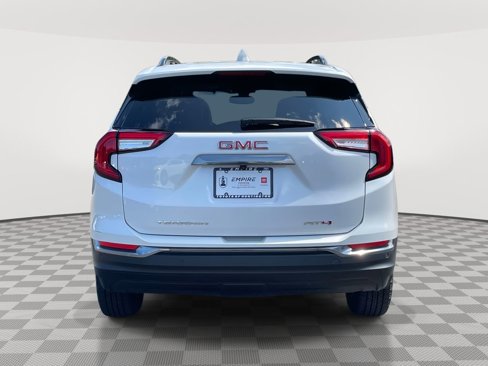 Used 2022 GMC Terrain AT4 w/ Infotainment Package II image 6