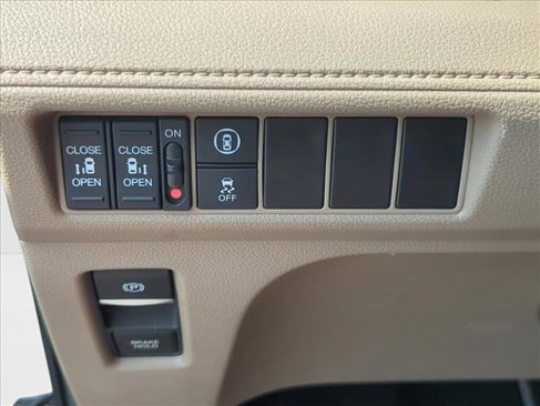 Used 2021 Honda Odyssey EX image 13