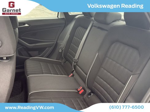 Certified 2024 Volkswagen Jetta Sport image 10