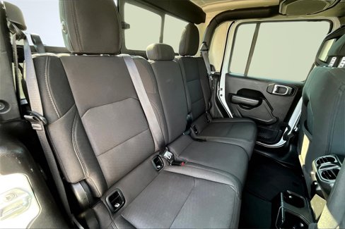 Used 2023 Jeep Gladiator Sport image 28