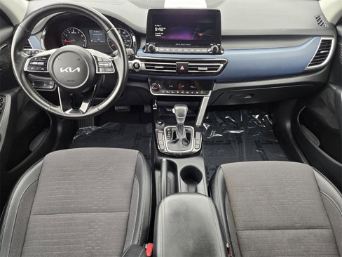Used 2023 Kia Seltos S w/ Navigation Package image 21