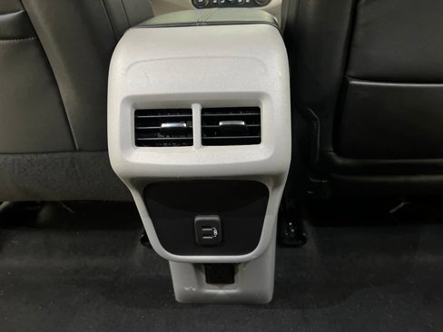 Used 2023 GMC Terrain SLT image 22