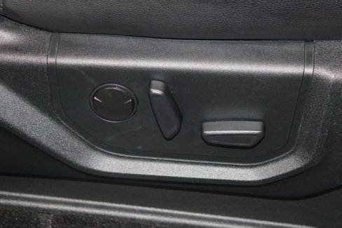 Used 2021 Ford Expedition Max XLT image 36