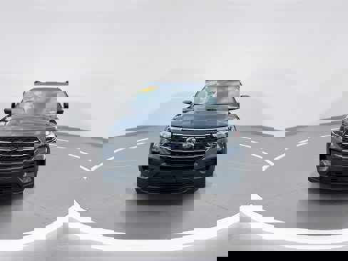 Used 2022 Ford Explorer XLT image 5