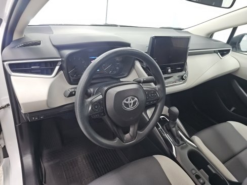Used 2024 Toyota Corolla LE image 21