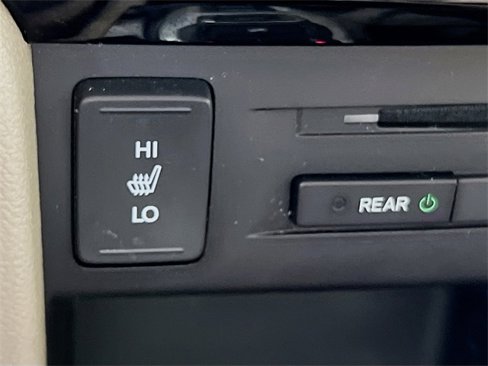 Used 2016 Honda Pilot Touring image 21