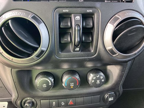 Used 2017 Jeep Wrangler Unlimited Sport w/ Quick Order Package 24S image 16