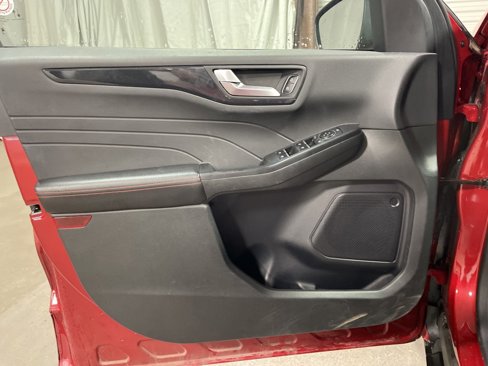 Used 2023 Ford Escape ST-Line w/ Cold Weather Package image 21