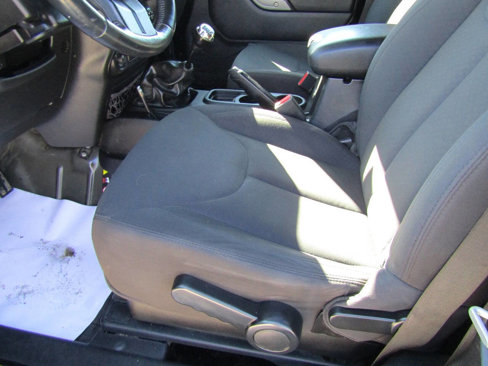 Used 2015 Jeep Wrangler Sport image 10