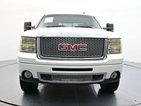Used 2008 GMC Sierra 1500 Denali image 2