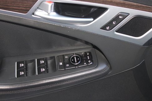 Used 2019 Genesis G80 3.8 image 13