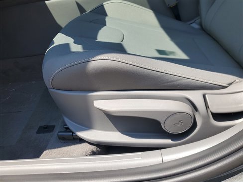 New 2025 Hyundai Elantra Sport image 13