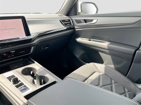 New 2025 Volkswagen Atlas Cross Sport SE image 22