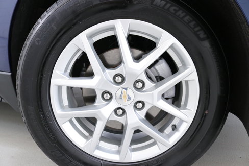 Used 2023 Chevrolet Equinox LS image 31
