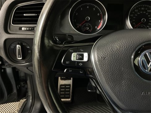 Used 2019 Volkswagen Golf Alltrack S image 25