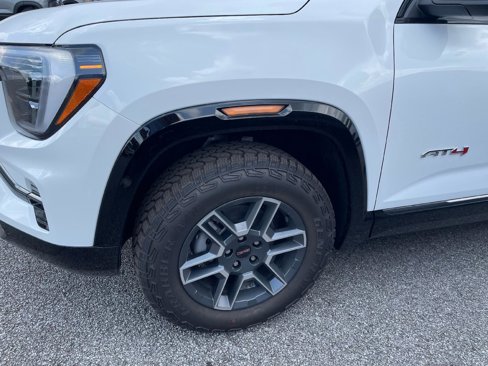 New 2026 GMC Terrain AT4 image 7