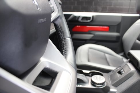 Used 2023 Ford Bronco Black Diamond w/ Sasquatch Package image 50