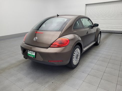 Used 2013 Volkswagen Beetle 2.5 image 9