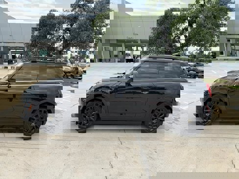 Used 2022 MINI Cooper SE image 3