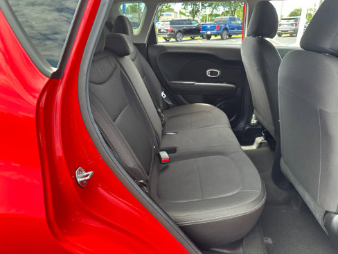 Used 2019 Kia Soul image 32