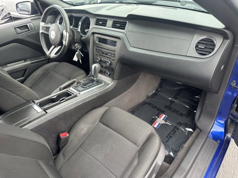 Used 2013 Ford Mustang Coupe image 10