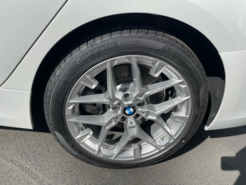 New 2025 BMW 330i Sedan image 17
