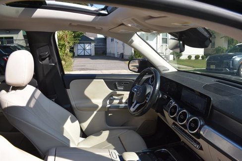 Used 2021 Mercedes-Benz GLB 250 4MATIC image 18