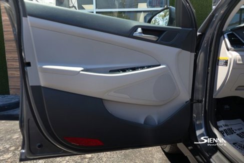Used 2017 Hyundai Tucson SE image 13