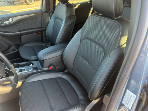 New 2025 Ford Escape SE image 24