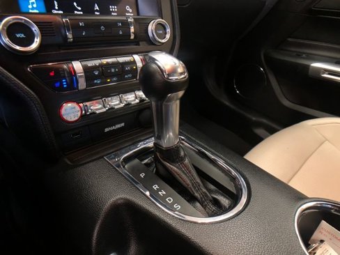 Certified 2017 Ford Mustang Premium image 15